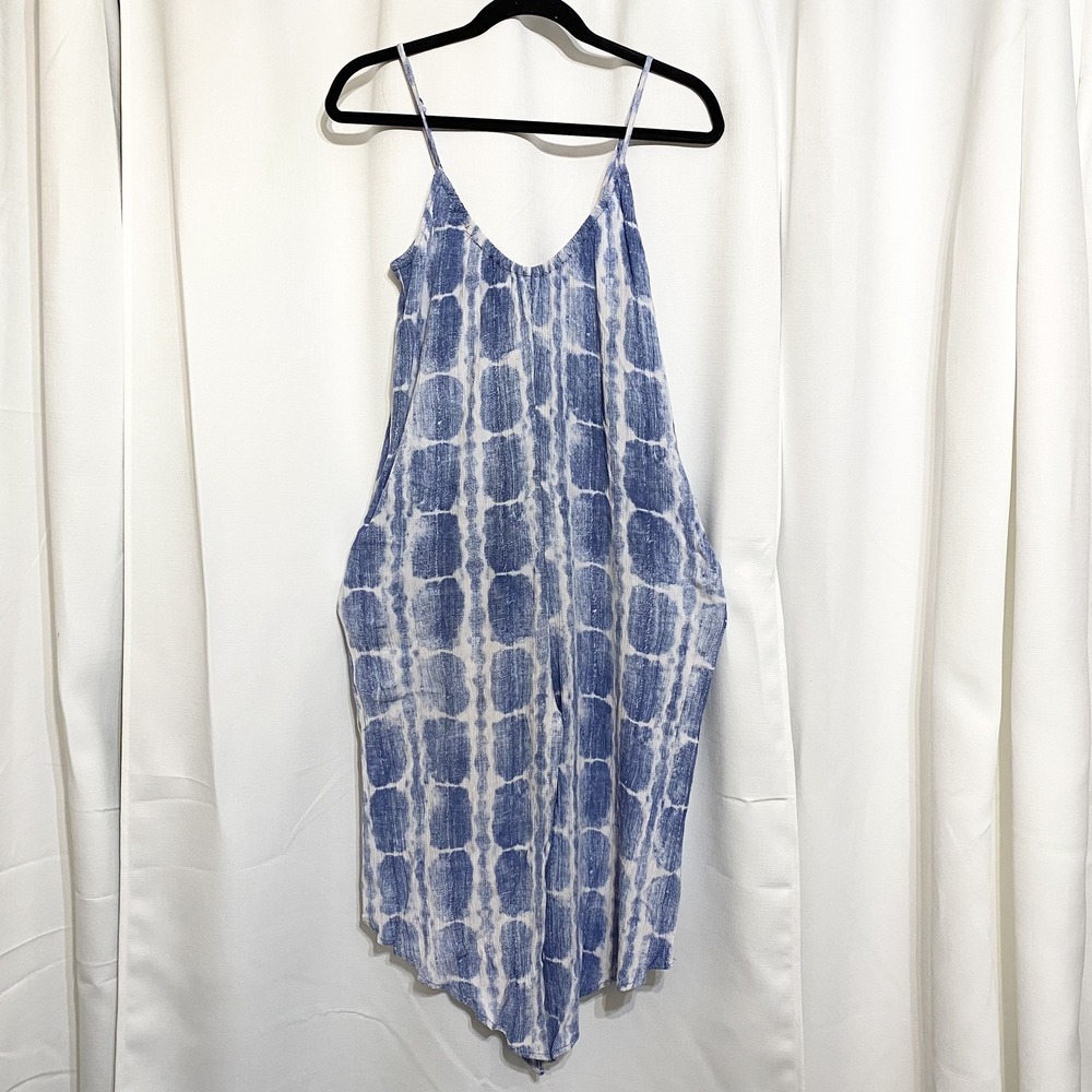 Mahina Tie Dyed Spaghetti Strap Jumpsuit‎ Women's Medium Blue & White Pockets